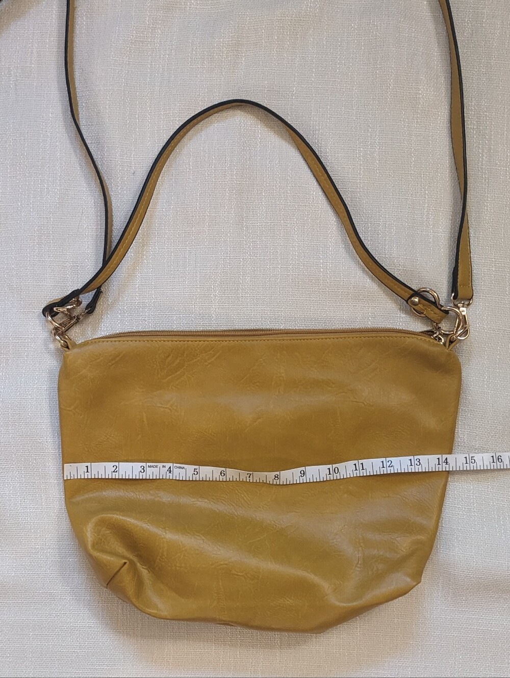 Jen & Co Mustard Yellow Crossbody Purse Vegan Leather Bag - Picture 3 of 9